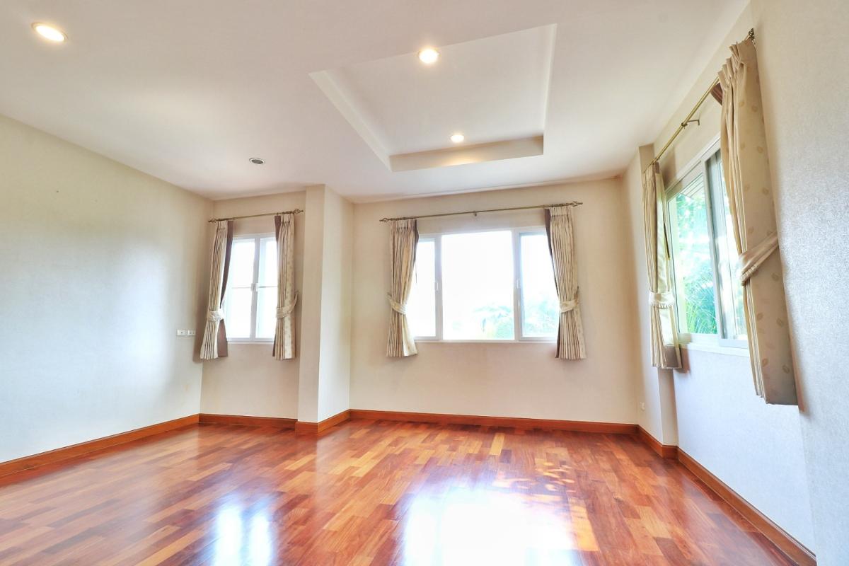 ขายบ้านเดี่ยว หลังริม ราคาพิเศษ  ในโครงการ ลัดดารมย์ ราชพฤกษ์-ปิ่นเกล้า หลังริม