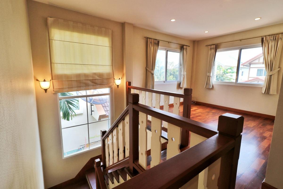 ขายบ้านเดี่ยว หลังริม ราคาพิเศษ  ในโครงการ ลัดดารมย์ ราชพฤกษ์-ปิ่นเกล้า หลังริม