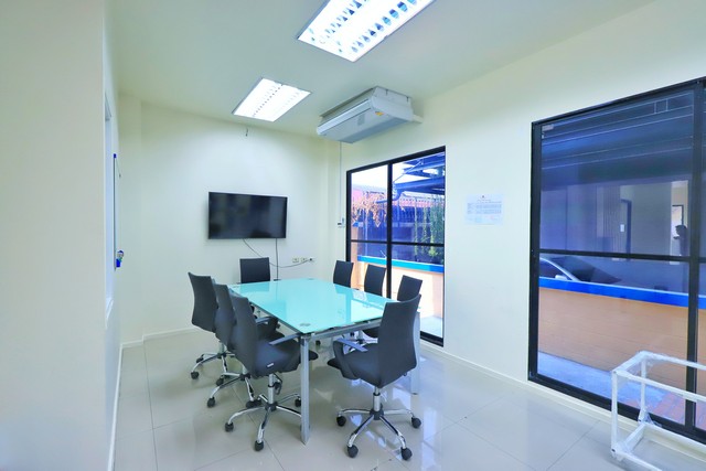 ขายโฮมออฟฟิศ 4 ชั้น ม.บ้านกลางกรุง ออฟฟิศ ปาร์ค ( Baan Klang Krung Office Park Ladprao 71) 88.5ตรว.  ถ.ลาดพร้าว71  หลังเซ็นทรัลอีสต์วิลล์ เลียบด่วนรามอินทรา  