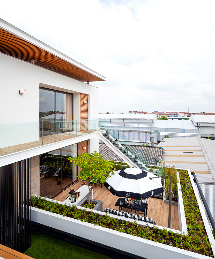 ขาย The Primary V ถ.เกษตร-นวมินทร์ บ้านหรู 4 ชั้น  SUPER LUXURY Class แต่งครบ พร้อมอยู่เหมือนโรงแรม 5 ดาว มีสระว่ายน้ำส่วนตัว