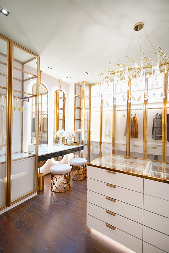 ขาย The Primary V ถ.เกษตร-นวมินทร์ บ้านหรู 4 ชั้น  SUPER LUXURY Class แต่งครบ พร้อมอยู่เหมือนโรงแรม 5 ดาว มีสระว่ายน้ำส่วนตัว