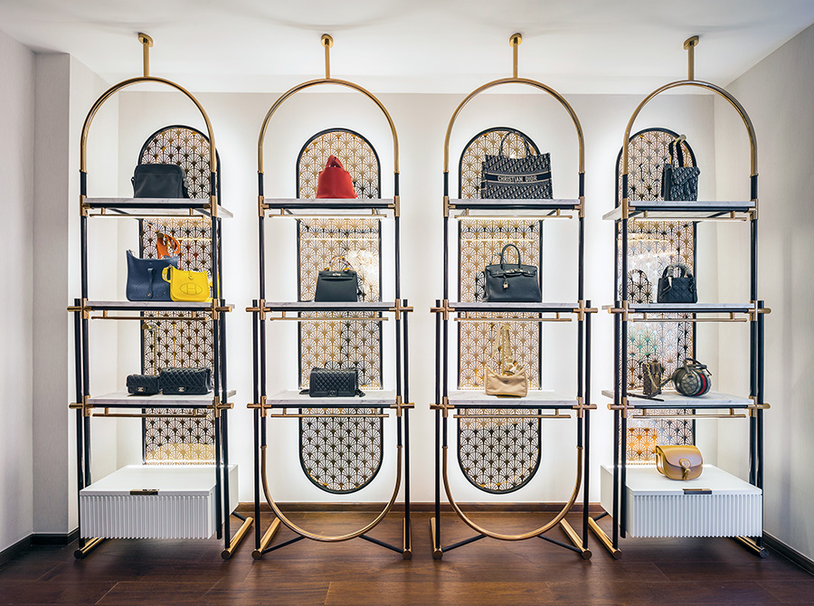 ขาย The Primary V ถ.เกษตร-นวมินทร์ บ้านหรู 4 ชั้น  SUPER LUXURY Class แต่งครบ พร้อมอยู่เหมือนโรงแรม 5 ดาว มีสระว่ายน้ำส่วนตัว
