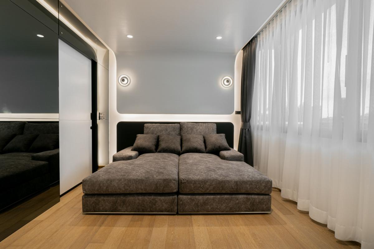 ขายทาวน์โฮม 4 ชั้น สไตล์โมเดิร์น โครงการ LUXE 35 รัชดา-ลาดพร้าว ติดถนน ซ.ลาดพร้าว 35  แต่งสวย    ขนาดที่ดิน 36.2 ตร.ว. พื้นที่ใช้สอย 400 ตร.ม. 3 ห้องนอน 4 ห้องน้ำ พร้อมลิฟท์โดยสาร  ที่จอดรถ 4 คัน