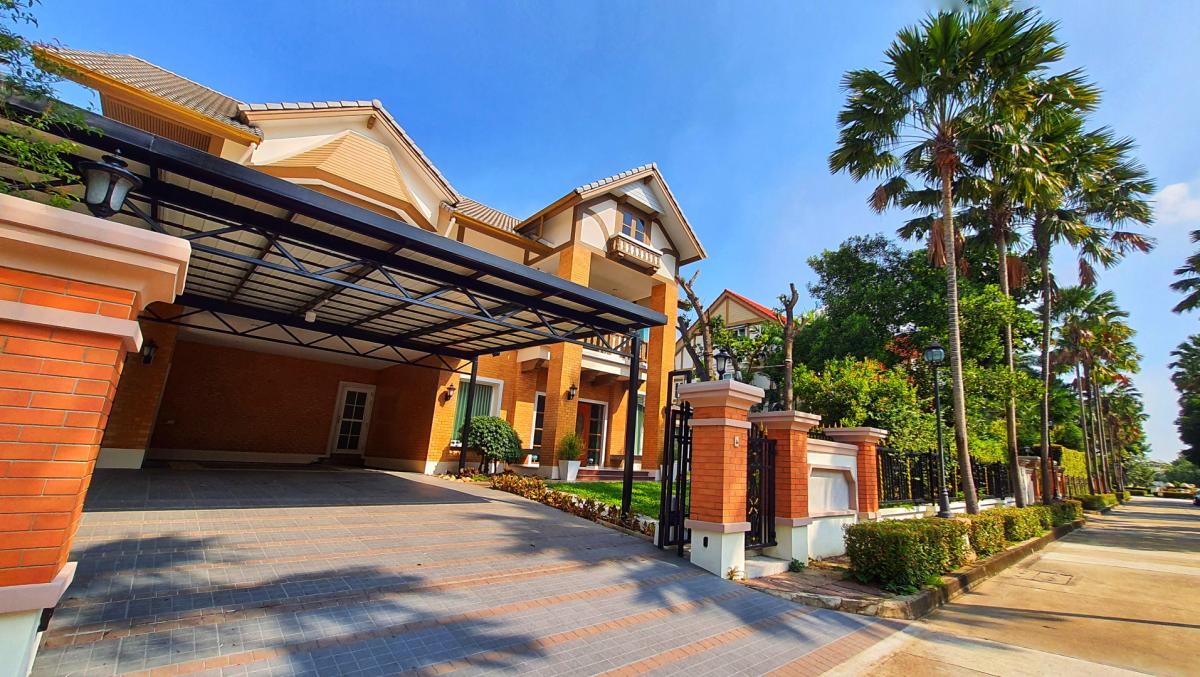 [สุดคุ้ม] บ้านหรูสไตล์อังกฤษ Q.House Avenue พระราม 5 พร้อมเรือนรับรองส่วนตัว จอดรถ 4 คัน	