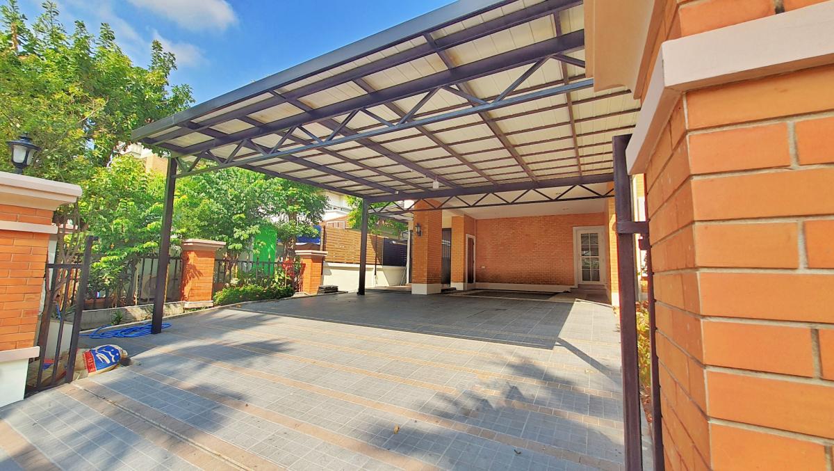 [สุดคุ้ม] บ้านหรูสไตล์อังกฤษ Q.House Avenue พระราม 5 พร้อมเรือนรับรองส่วนตัว จอดรถ 4 คัน	