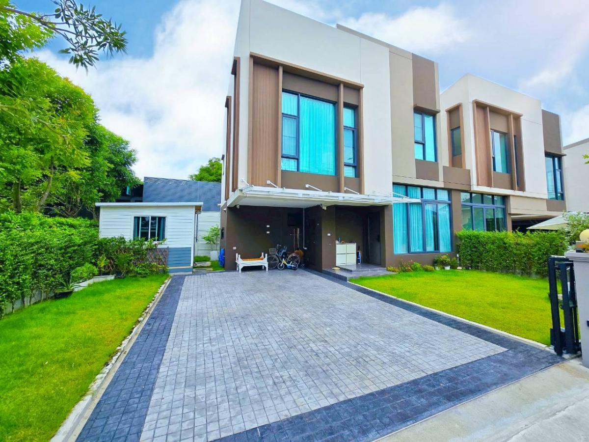 [เริ่มสร้างครอบครัว] บ้านกลางเมือง ดิอิดิชั่น ปิ่นเกล้า-บรมฯ 2 (Baan Klang Mueng The Edition Pinklao - Borom 2) บ้านแฝดหลังมุม 57 ตร.ว. แต่งครบพร้อมอยู่ แปลงสวยหน้าสวน ใกล้ Central
