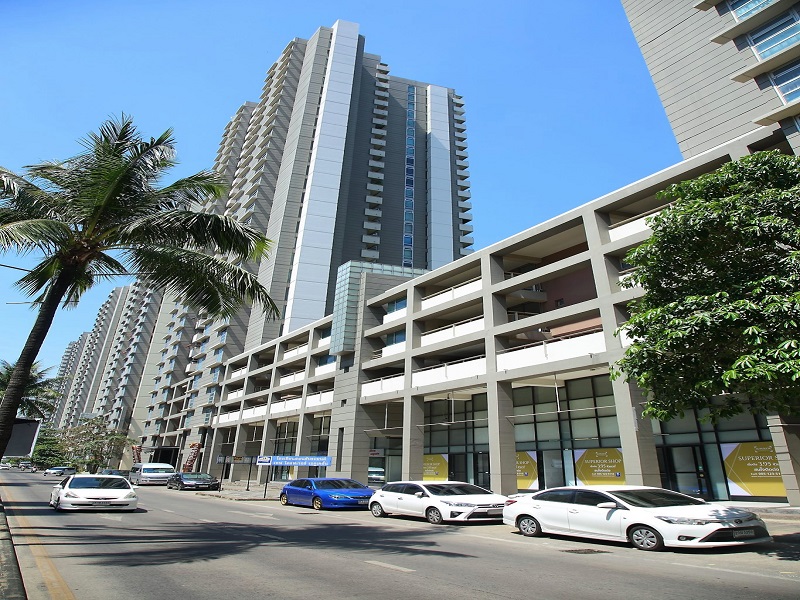 Superior-Condominium
