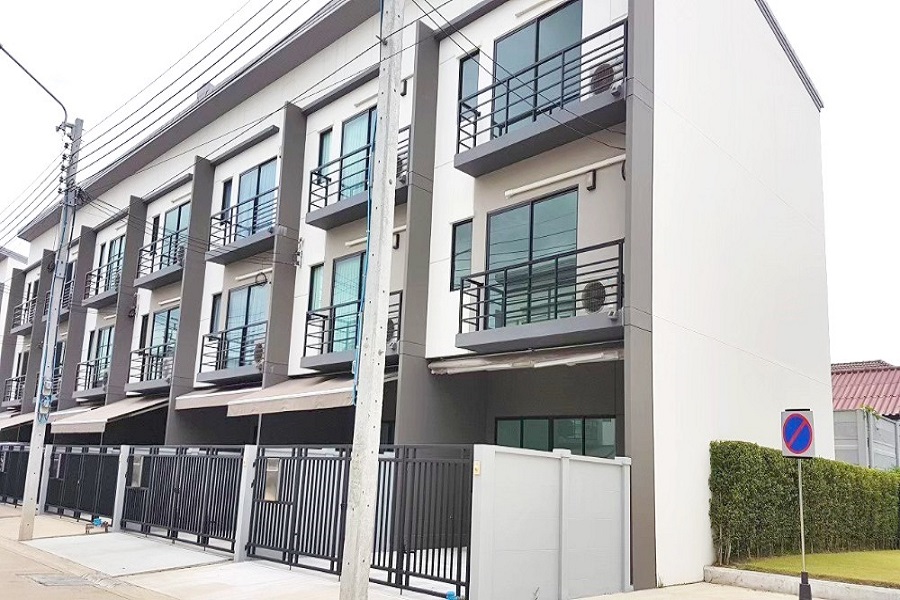 บ้านกลางเมือง-ปิ่นเกล้า-จรัญ