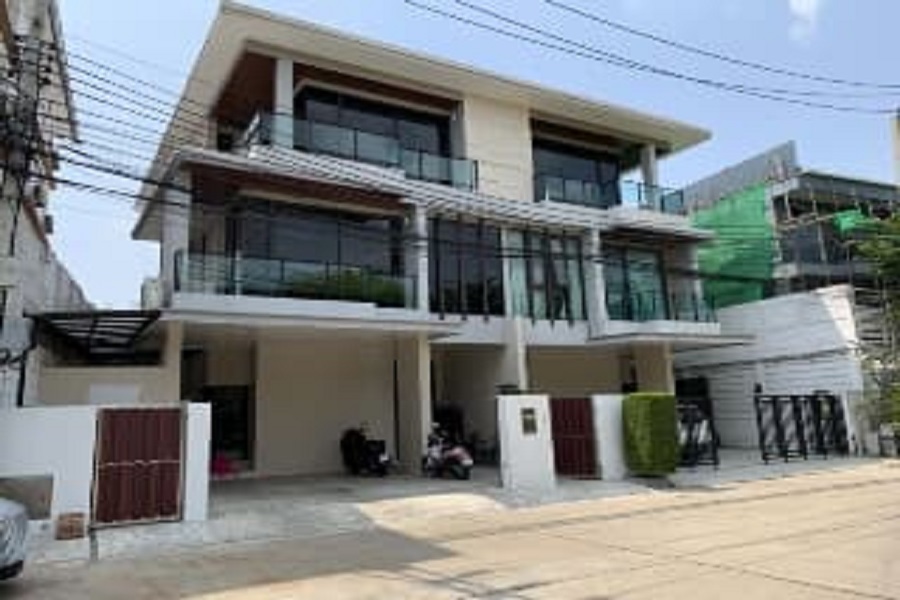 บ้านกลางเมือง-เออร์บาเนี่ยน-ลาดพร้าว-วังหิน